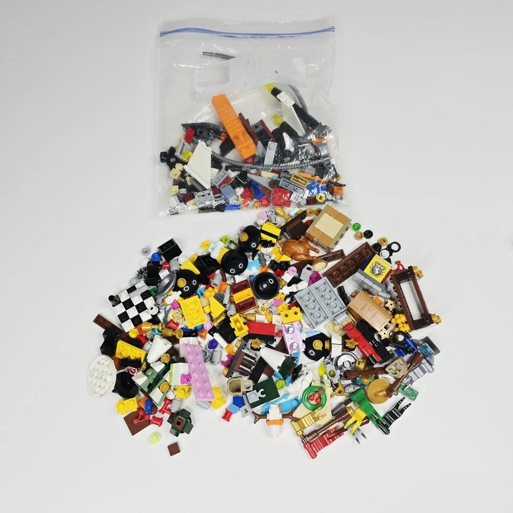 Lot Of 8oz Lego Bricks Blocks Parts Set Legos Unsorted Toys Kids Play - Picture 1 of 5